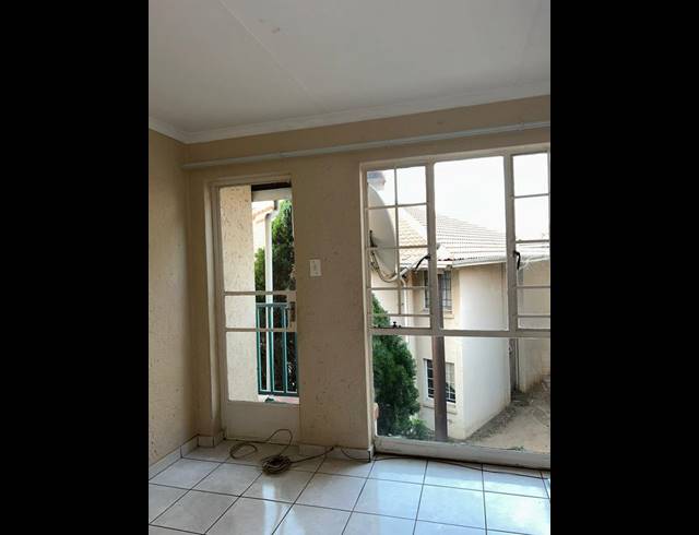 2 BEDROOM PROPERTY TO RENT IN VORNA VALLEY